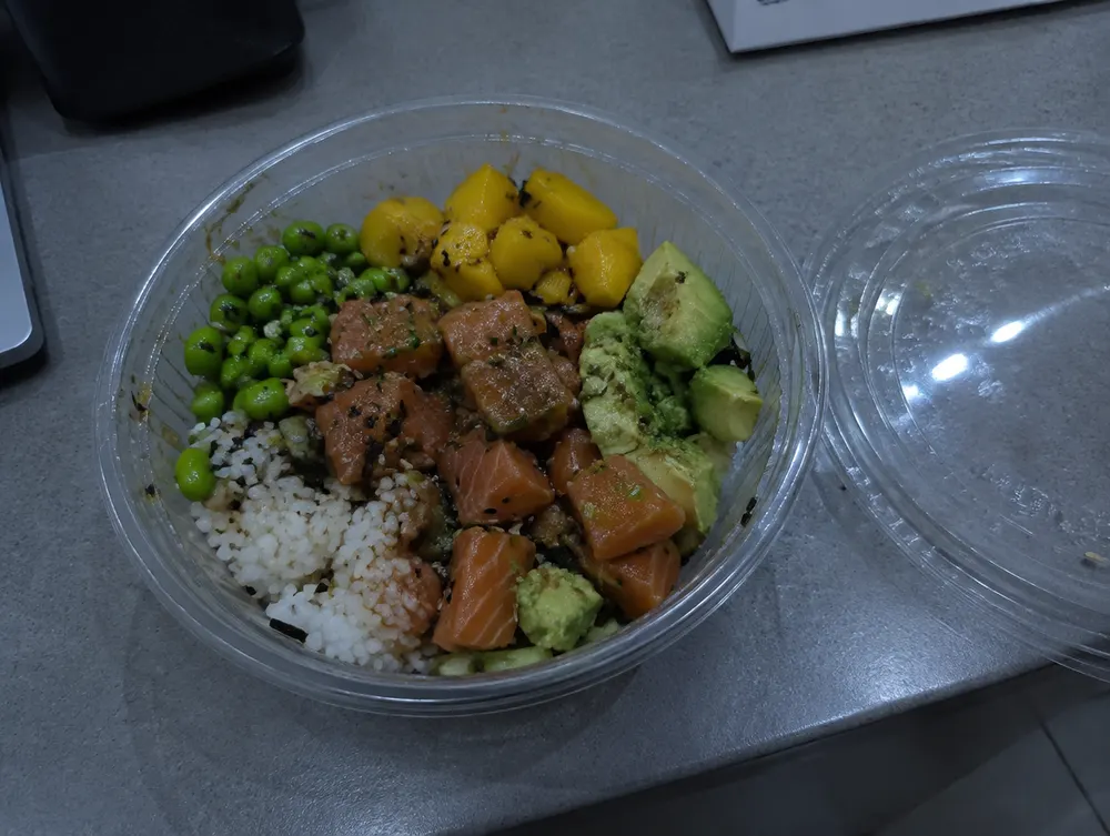 Foto originale: Poke al salmone